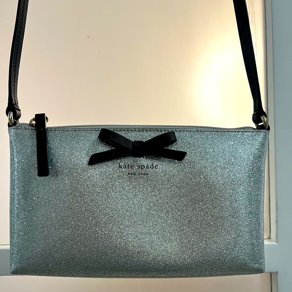 - Kate Spade crossbody Glitter Purse, Like New Condition
